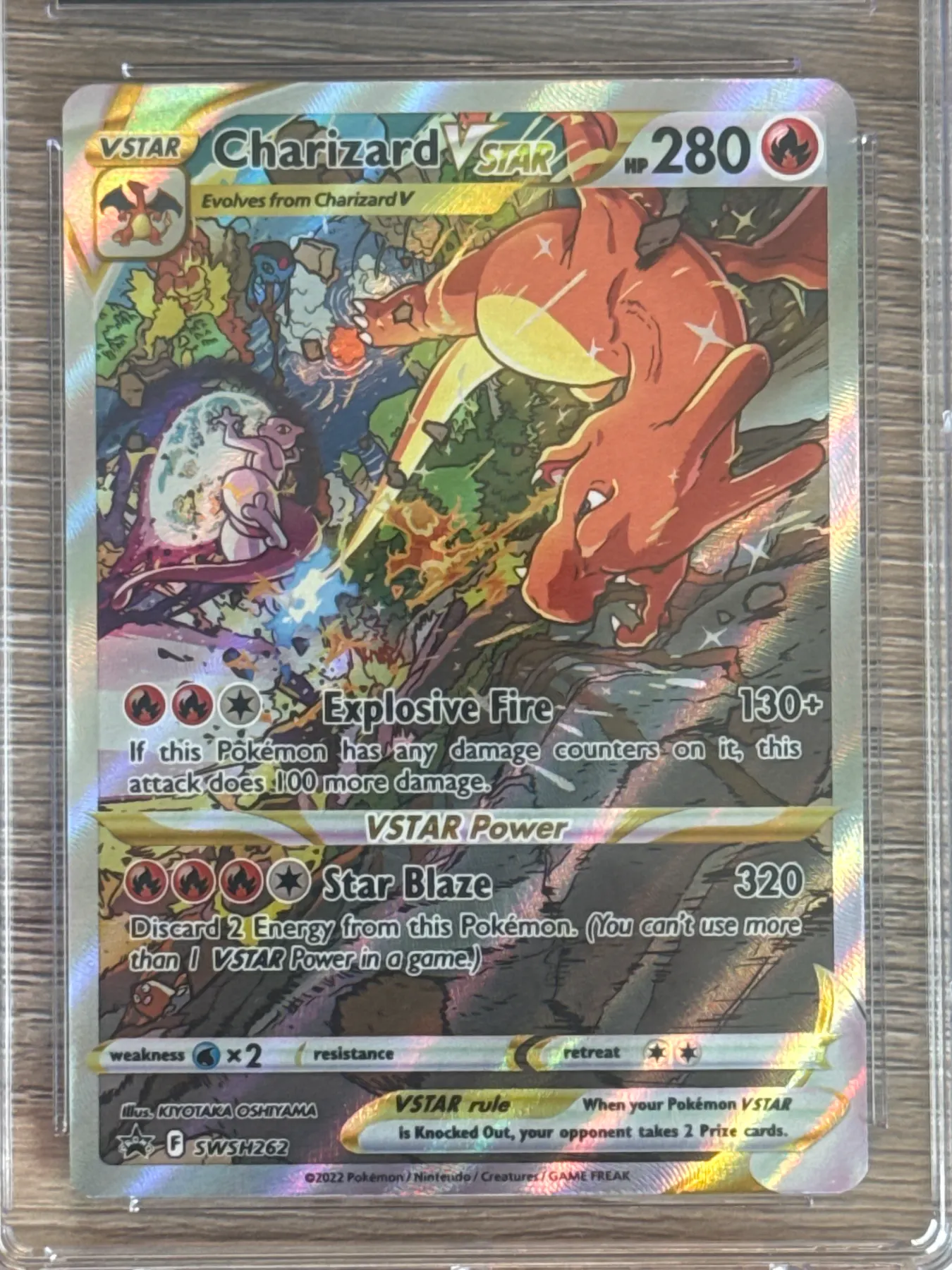 Charizard VSTAR SWSH262/307 SWSH Black Star Promos front card photo in PokeToGrade pregrading report