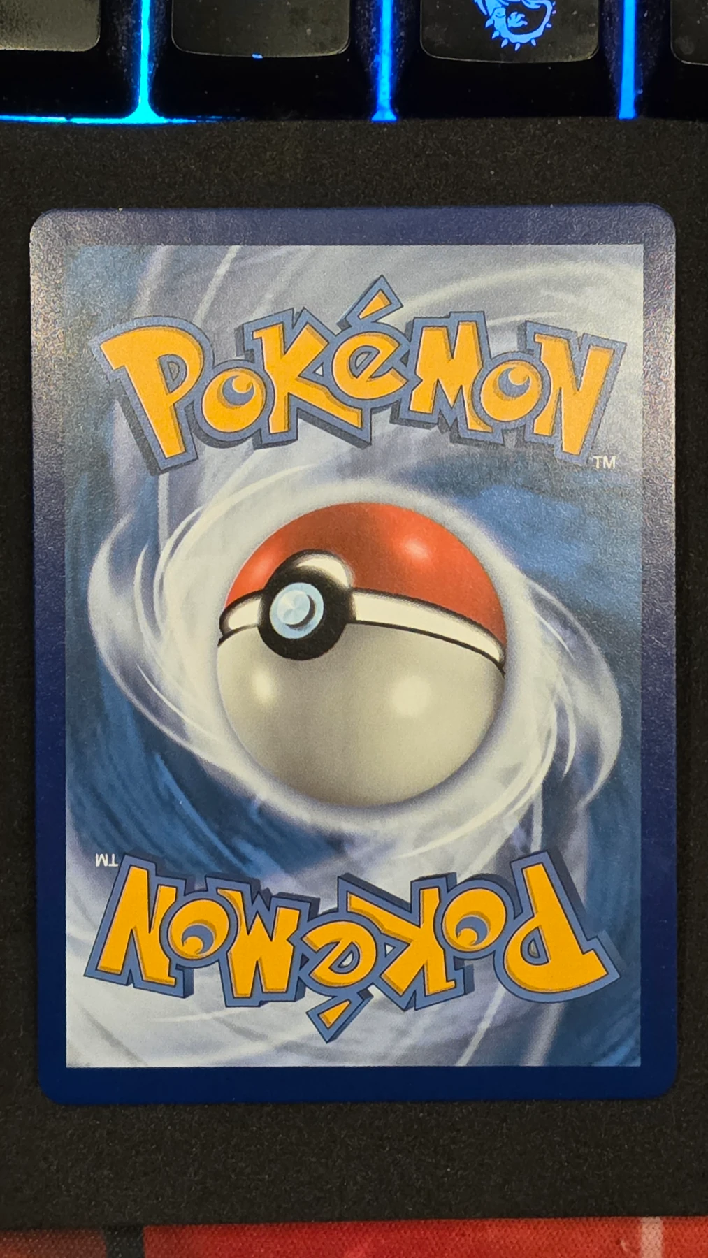Giratina V 186/196 Lost Origin back card photo in PokeToGrade pregrading report