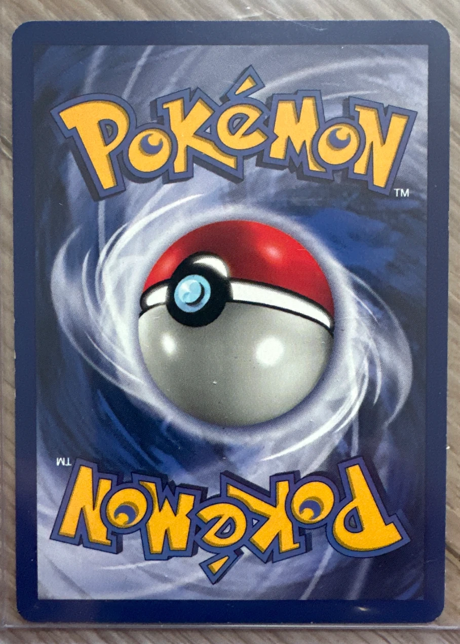 Kabutops 027/110 Legendary Collection back card photo in PokeToGrade pregrading report