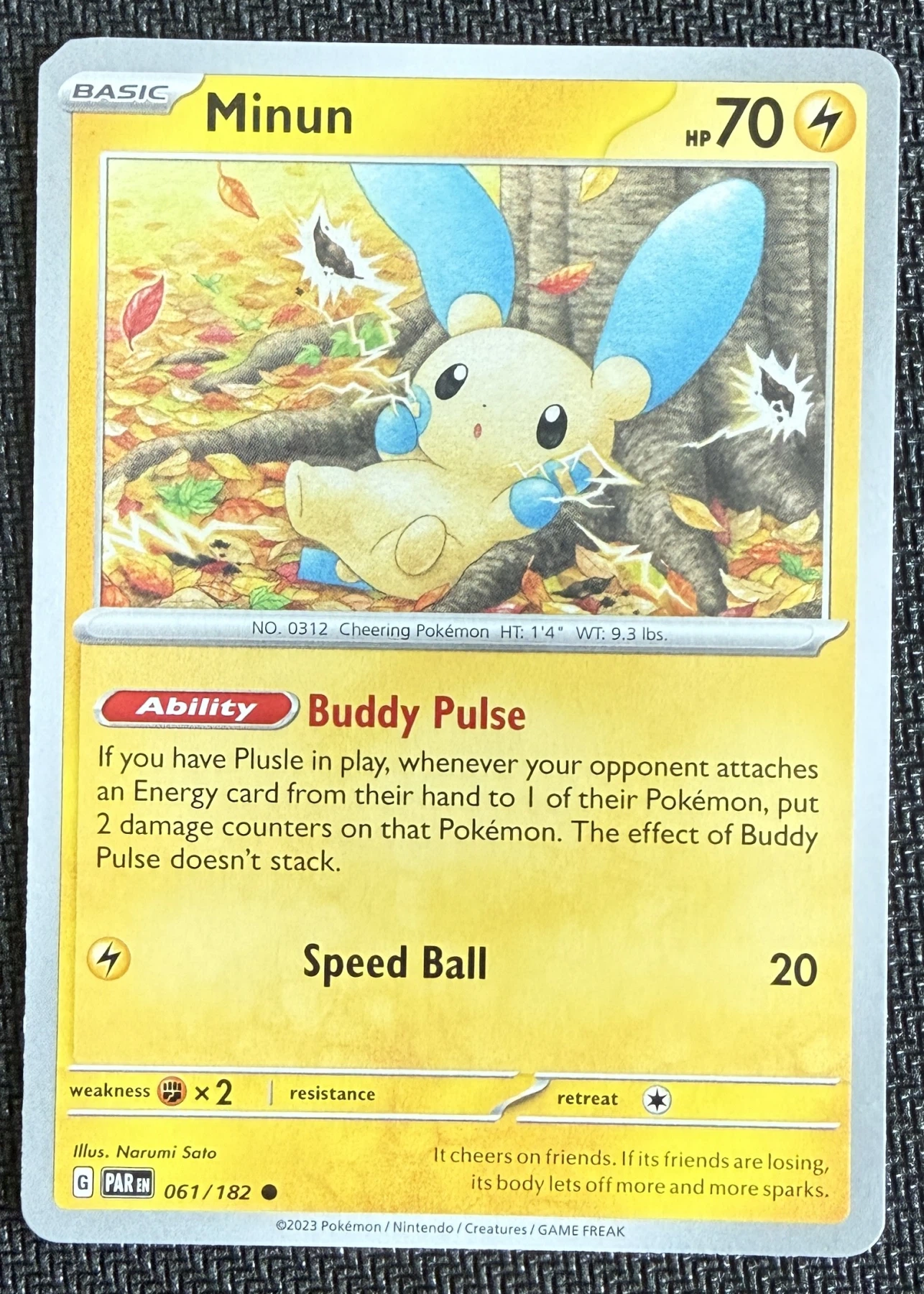 Minun 061/182 Paradox Rift front card photo in PokeToGrade pregrading report