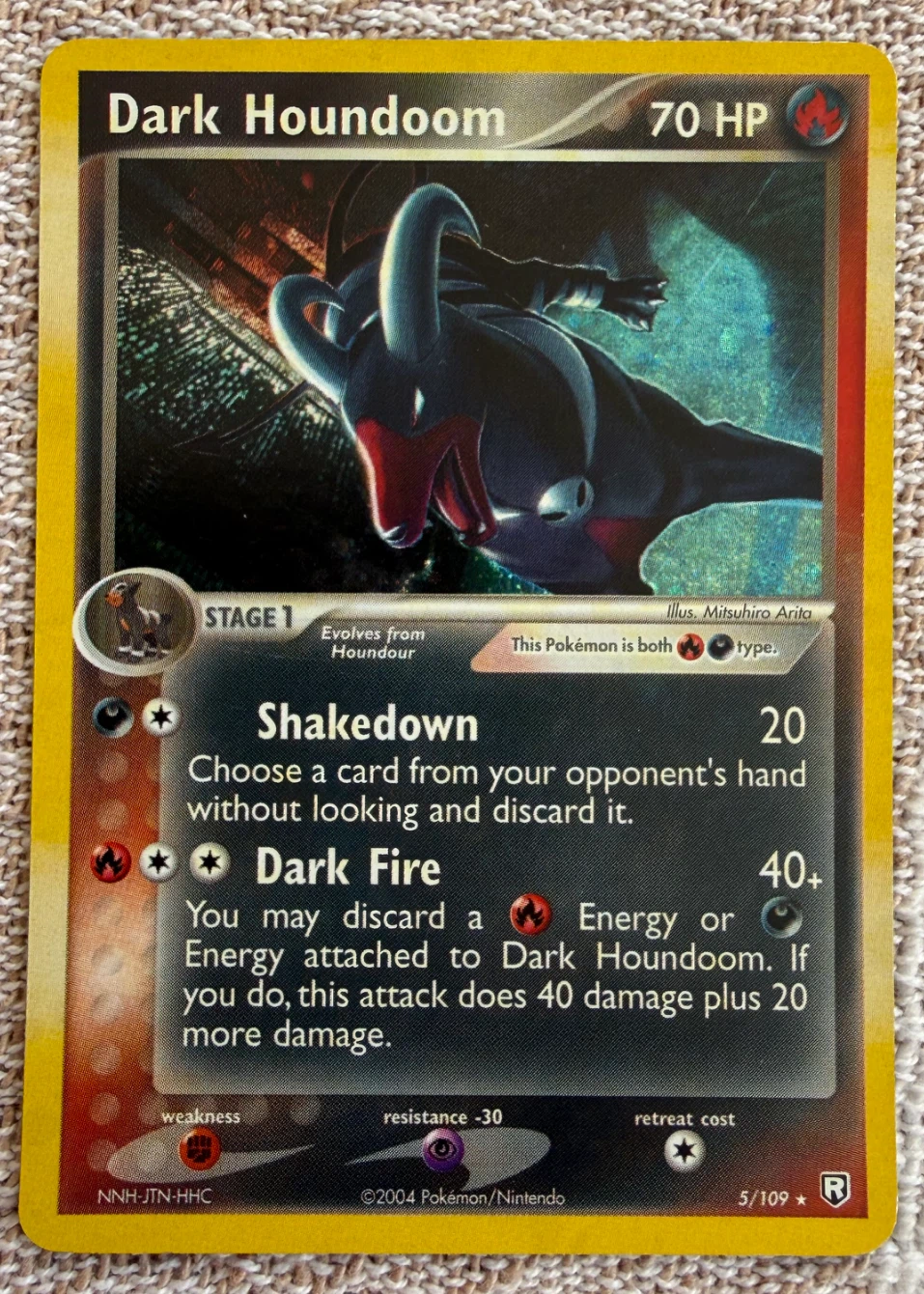 Dark Houndoom 005/109 Team Rocket Returns front card photo in PokeToGrade pregrading report