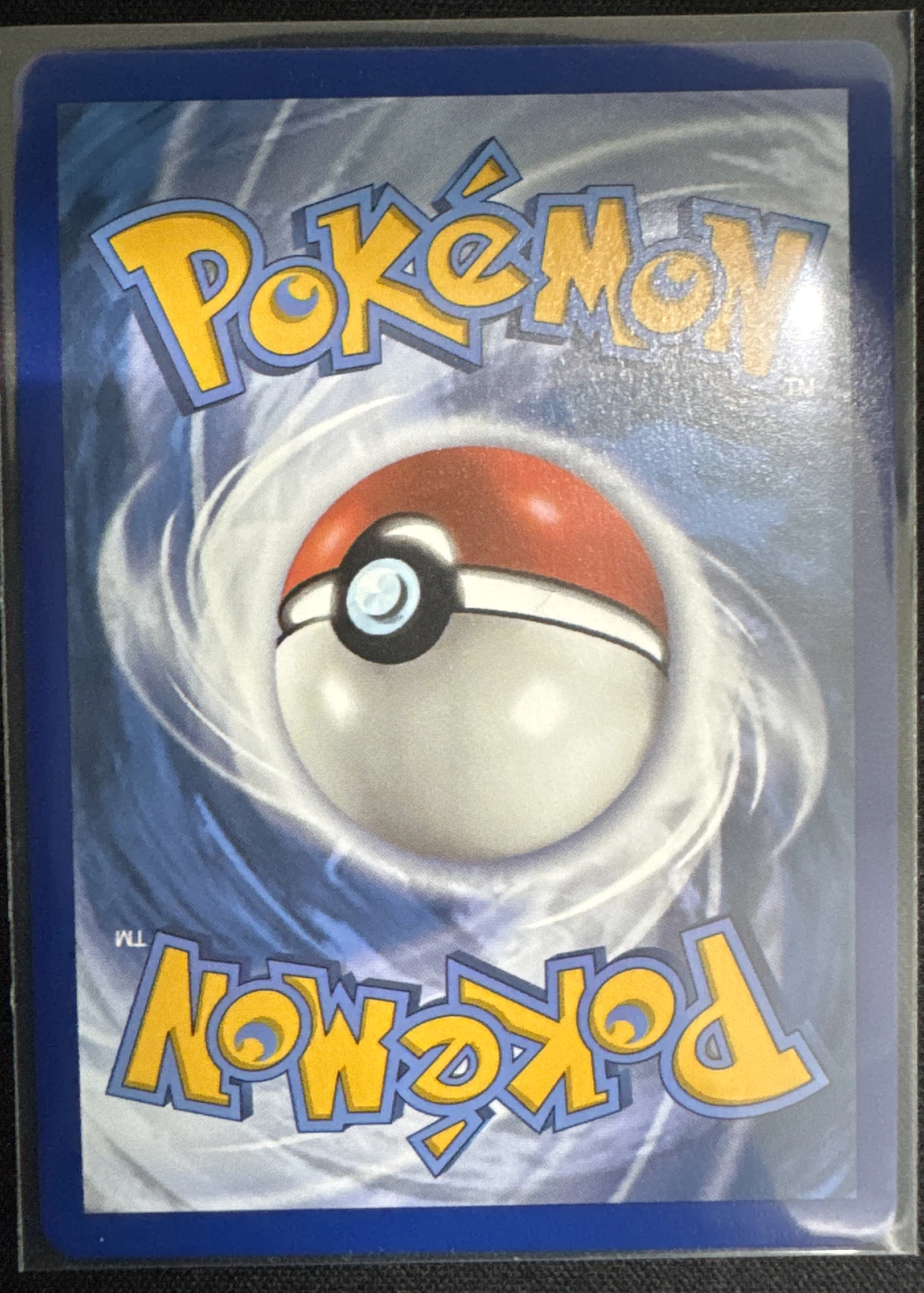 Umbreon VMAX 215/203 Evolving Skies back card photo in PokeToGrade pregrading report
